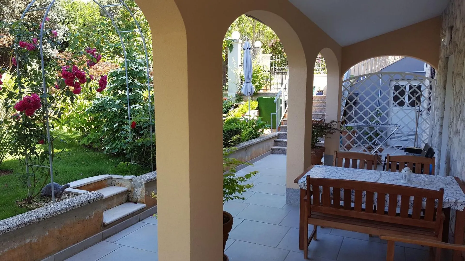 Apartment Studio Apartement In Banjole Mit Garten, Terrasse Croatia